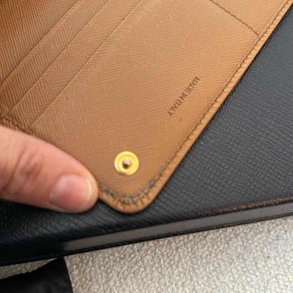 Prada - Picture 11 of 14